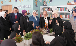 Ayşen Gürcan'dan eğitime kütüphane katkısı
