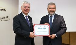 Eskişehir’de Rekabet Hukuku Zirvesi Akademi ve Kamu Temsilcilerini Buluşturdu