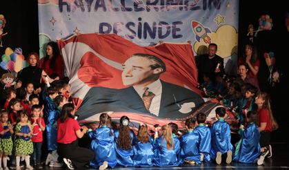 Minikler Mezuniyetlerini Coşkuyla Kutladı