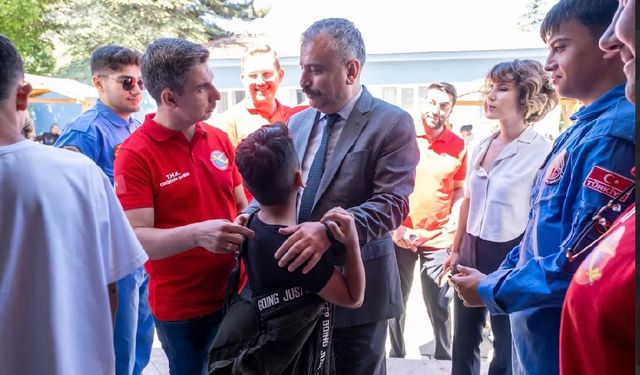 Türk Hava Kurumu Eskişehir Şubesi'nden Anlamlı Organizasyon